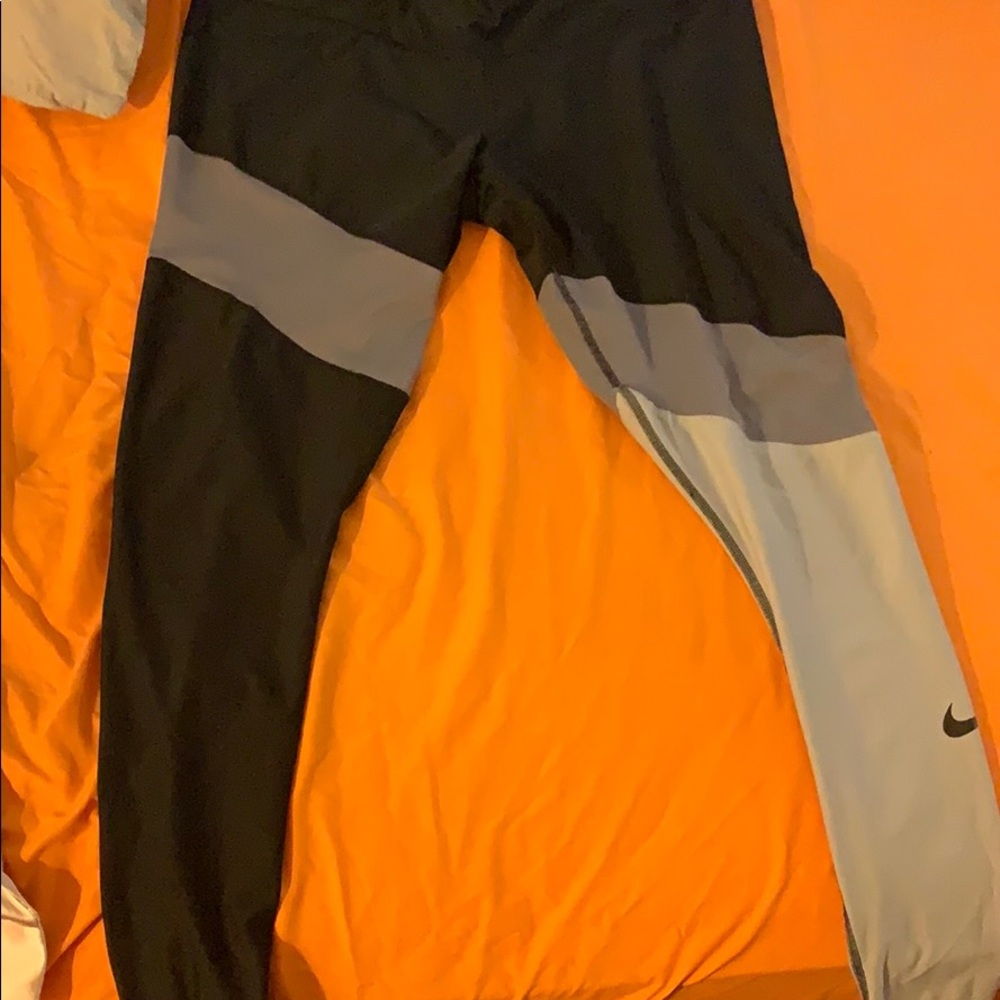 Nike plus size leggings
